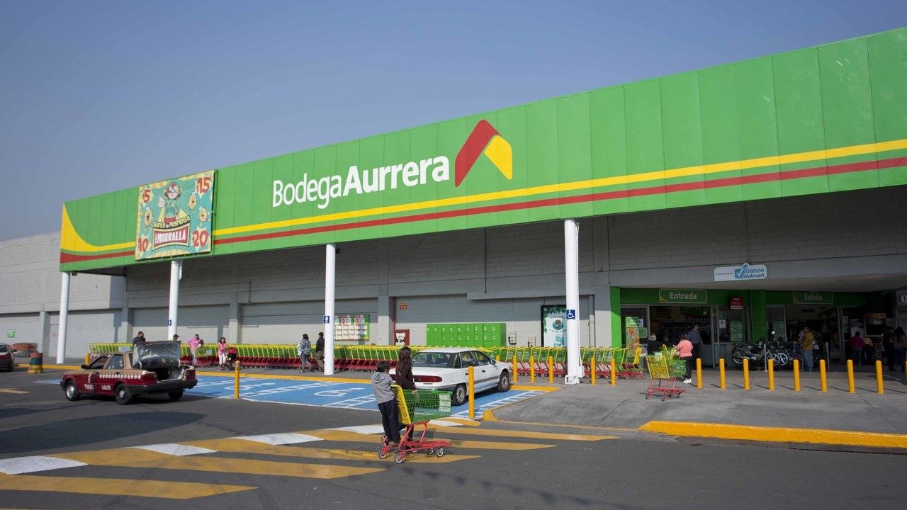 Understand Mexico's area codes and phone numbers for worry-free travel.